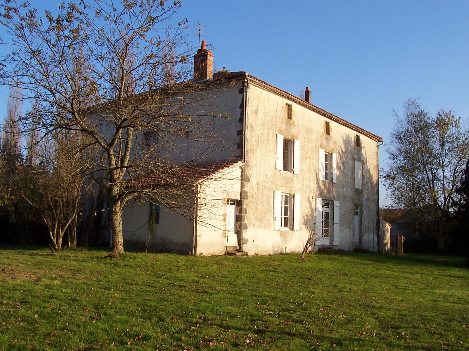  kaufen Freistehend Abzac Charente 1