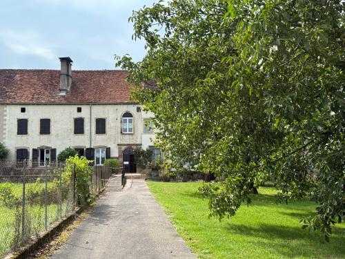 Châtillon-sur-Saône Vosges Kloster foto