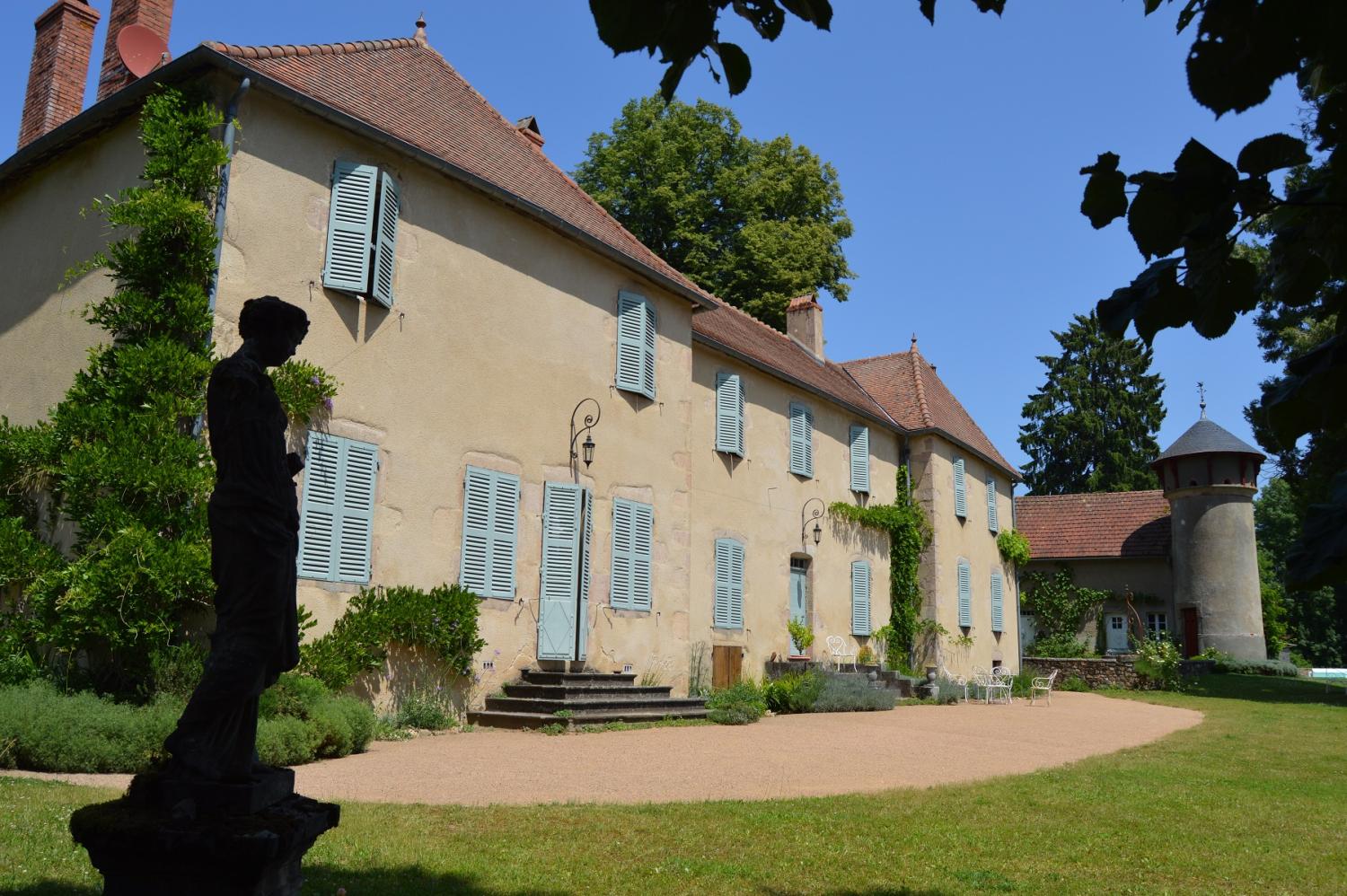  kaufen Schloss Luzy Nièvre 1