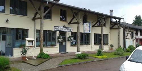Beaulieu-en-Argonne Meuse Gebäude foto