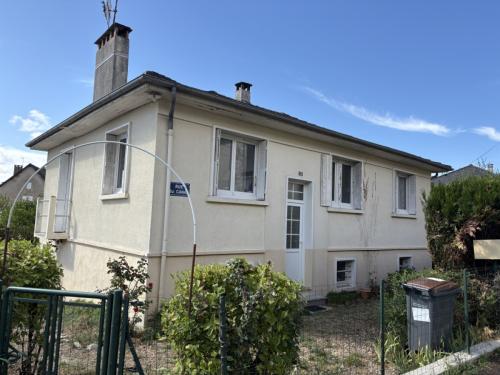 Juillac Corrèze Freistehend Bild 7422356