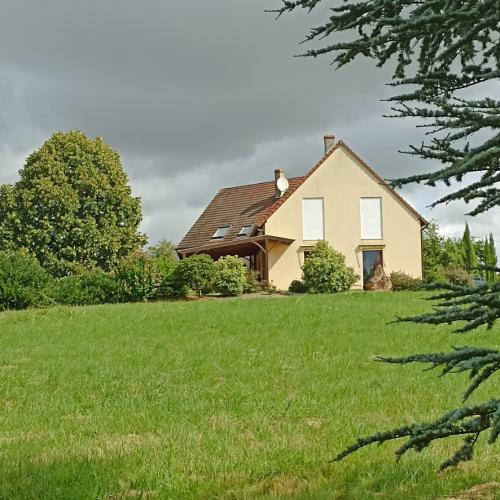 Cercy-la-Tour Nièvre Freistehend Bild 7270332