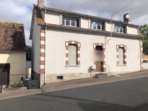 Châtillon-en-Bazois Nièvre Bürgerhaus Bild 7329742