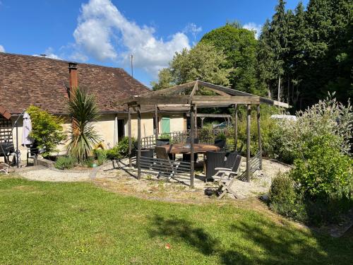 Coussac-Bonneval Haute-Vienne Haus foto